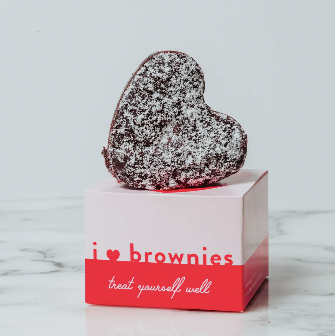 i heart brownies packaging design